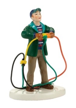 Department 56 Christmas Vacation Fire it Up Dad Figurine